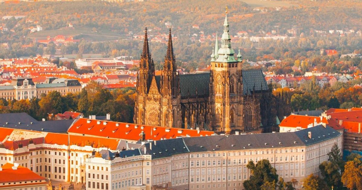 In Prague-big+comfy * Praga
